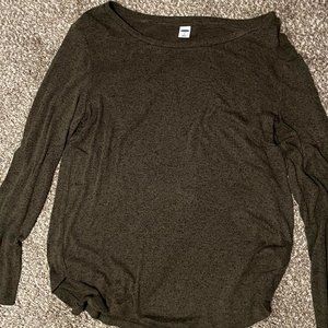 Green long sleeve soft shirt